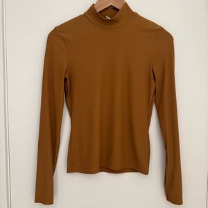 H&M Ribbed Mock Turtleneck Long Sleeve